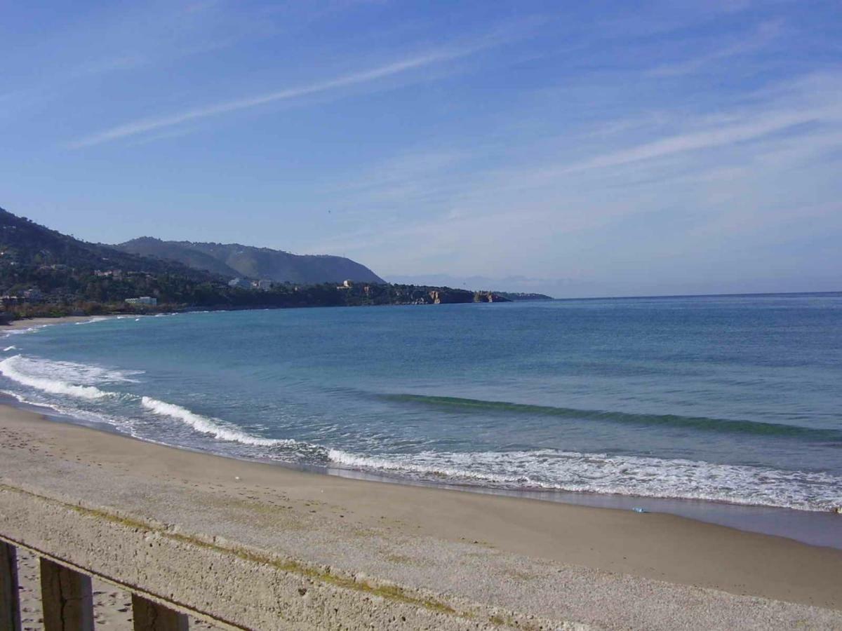 Green Villa Sand Beach Center Close Sea Veiw Cefalú Exterior foto