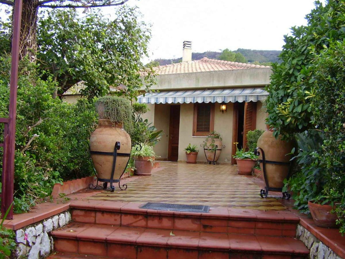 Green Villa Sand Beach Center Close Sea Veiw Cefalú Exterior foto